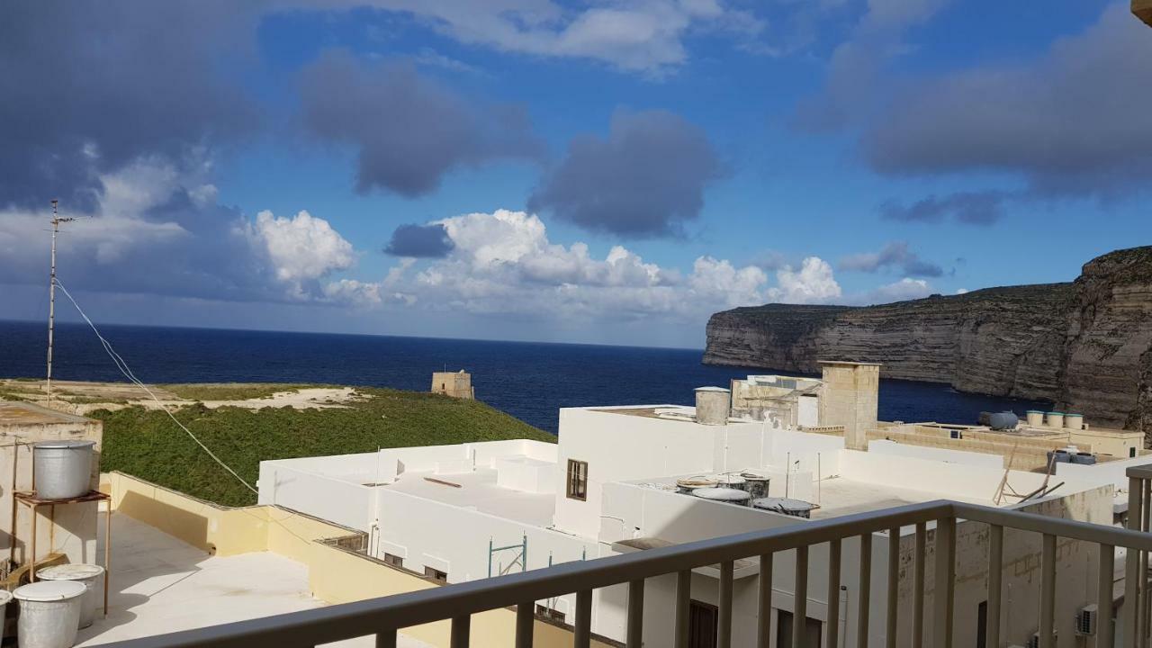 Palm Court Apartment Xlendi Luaran gambar